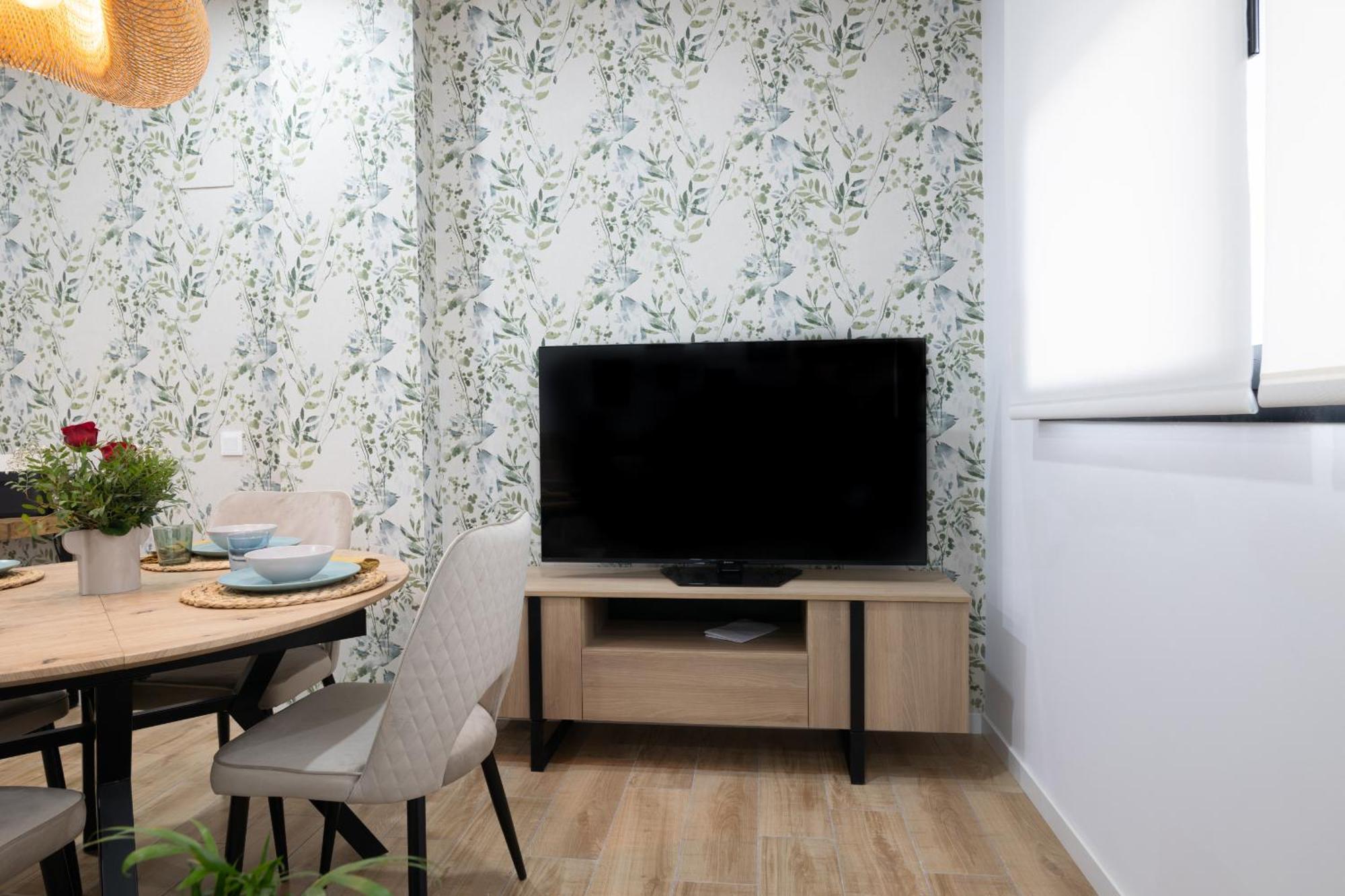 Dormforyou Arena Delux Валенсия Экстерьер фото